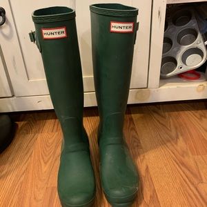 Hunter boots worn once and been in storage